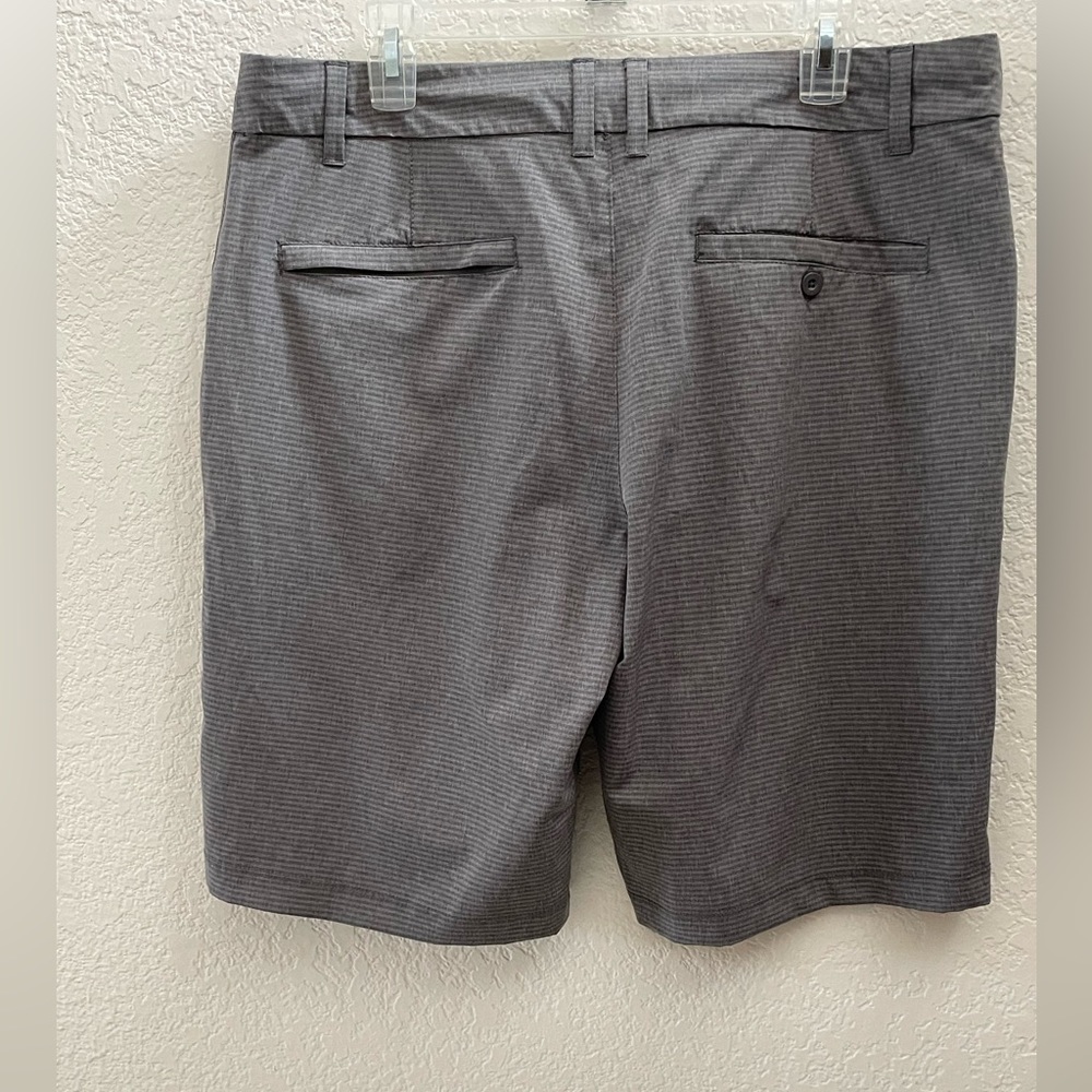 Hang Ten striped gray shorts - Picture 2 of 7